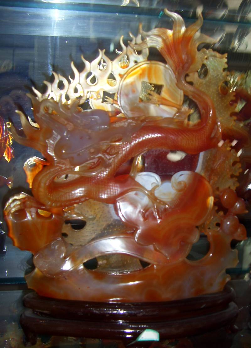 Chinese Manao Agate sculpture carving