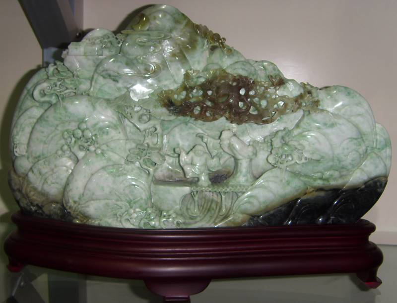 jade sculpture carving