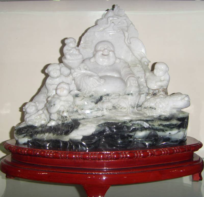 jade sculpture carving