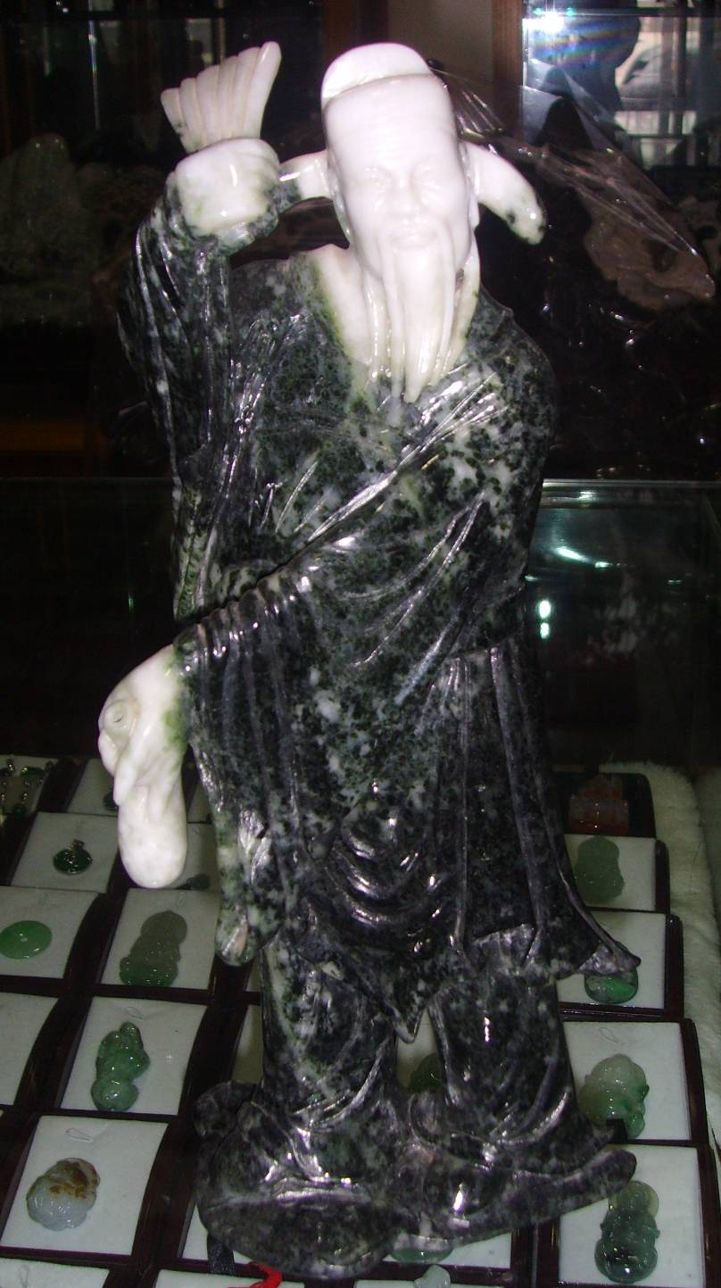 jade sculpture carving