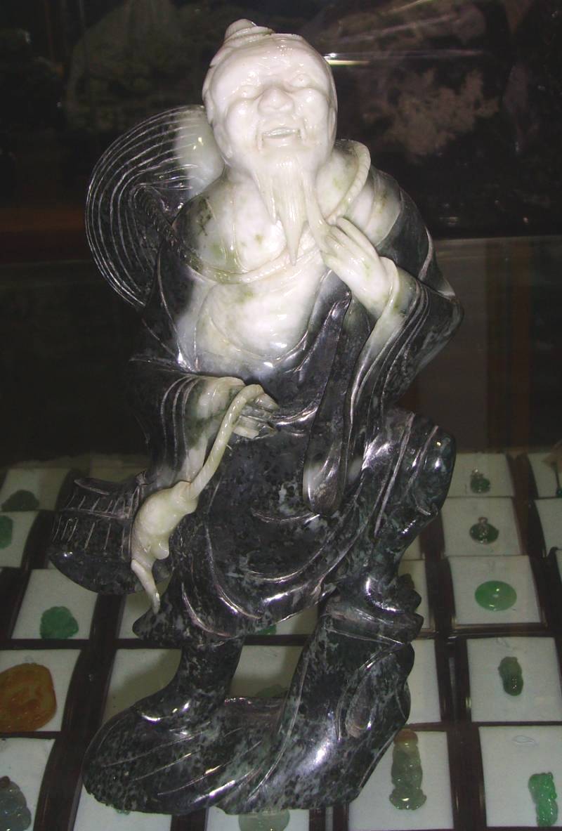 jade sculpture carving