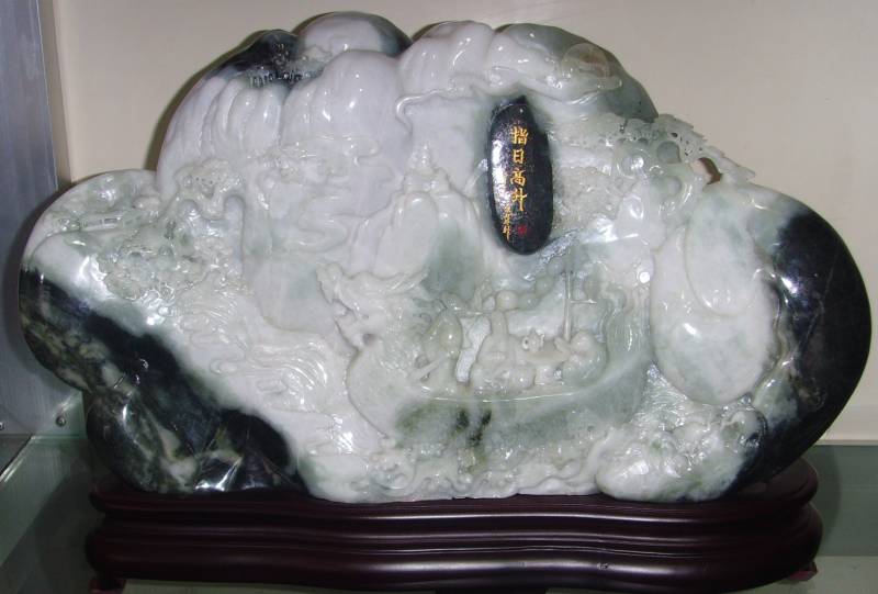 jade sculpture carving