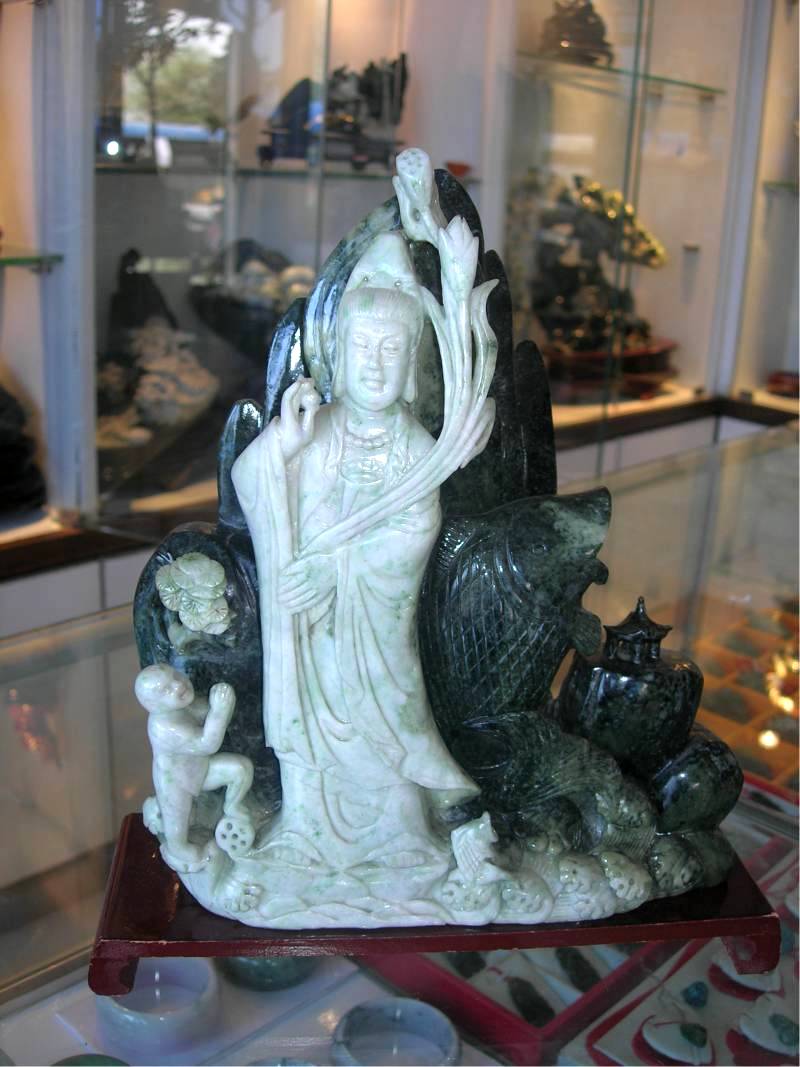 jade sculpture carving