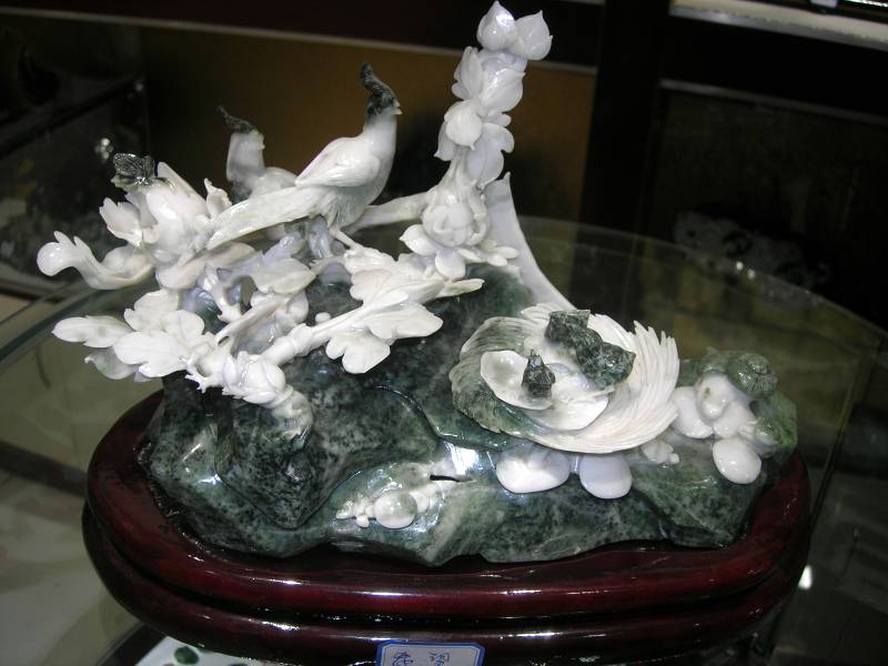 jade sculpture carving